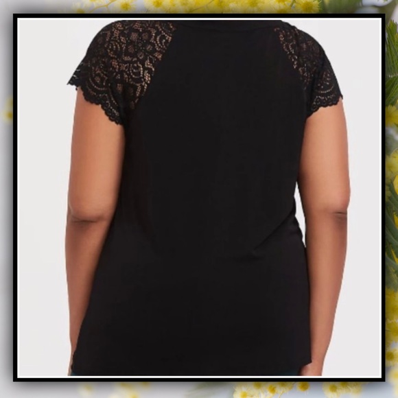TORRID Keyhole Lace Sleeve Tee #Tlace-tee5p - Picture 6 of 7